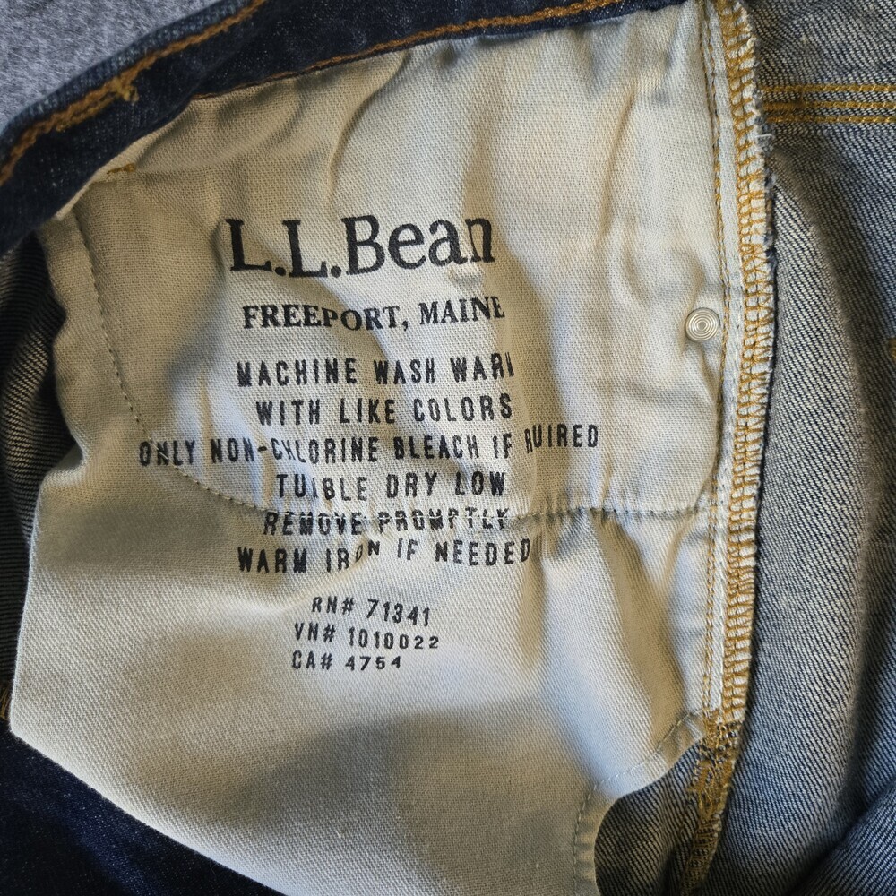 L.L. Bean Men's Vintage Blue Denim Jeans Slim Fit Straight Stretch Item ID523189 - Picture 6 of 9